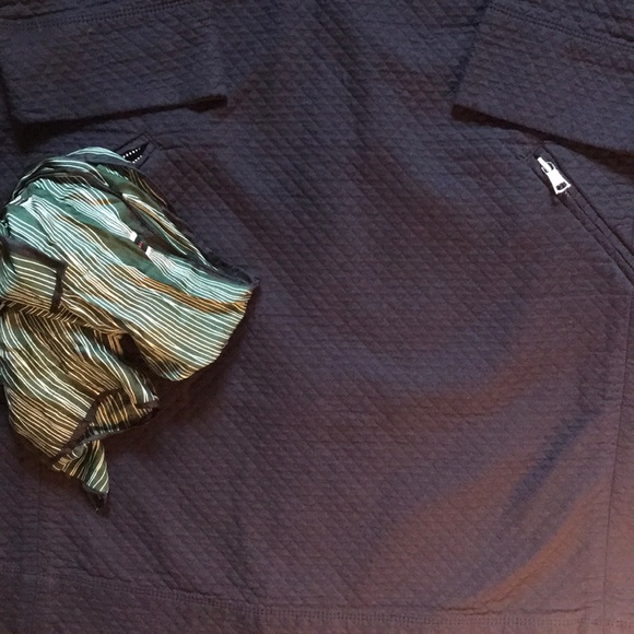 GAP QUILTED BOX DRESS - Picture 3 of 4